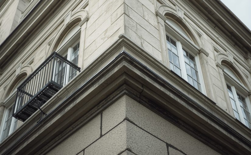 Efektywne administrowanie kondycją techniczną nieruchomości jako element decydujący niezawodności i żywotności budynku